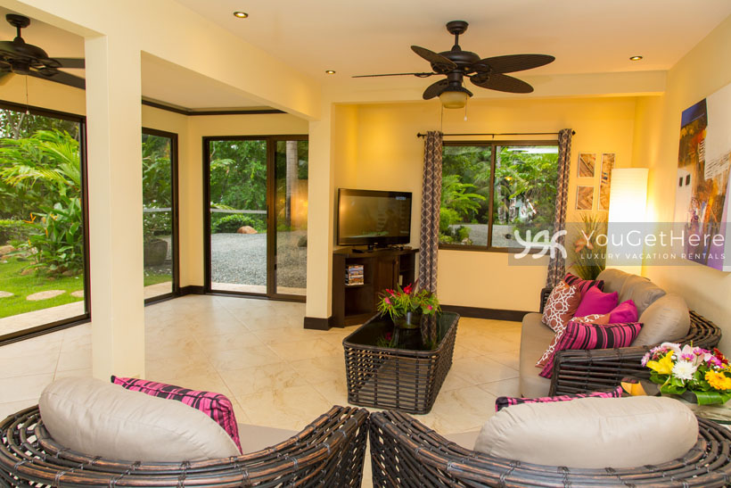 Vacation Home Rental Agency-Dominical-Costa Rica-CasaAltaVista