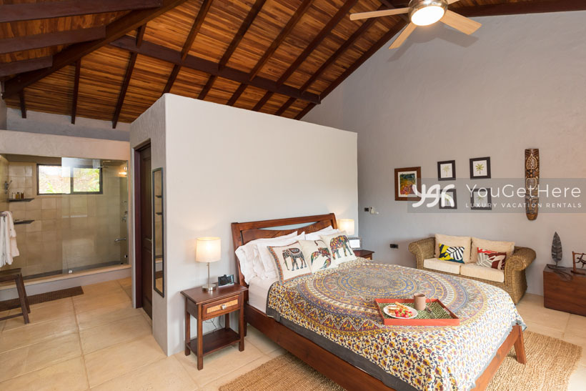 Villa Koora Costa Rica Holiday Rental guest bedroom with ensuite bath.