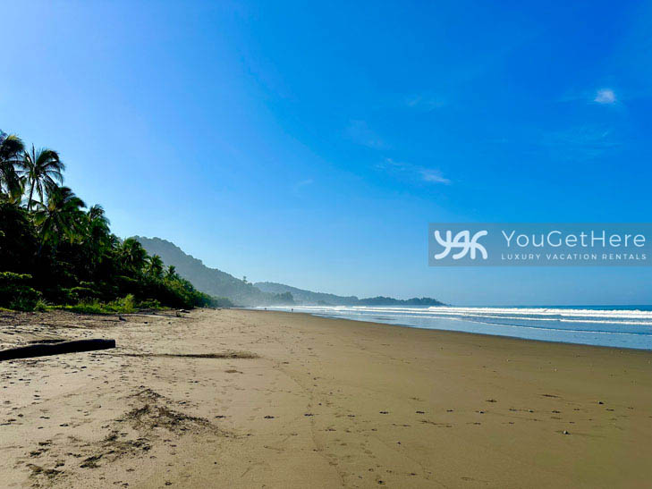 A practically private beach, sandy and secluded, in front of Caballitos del Mar Norte in Costa Rica.